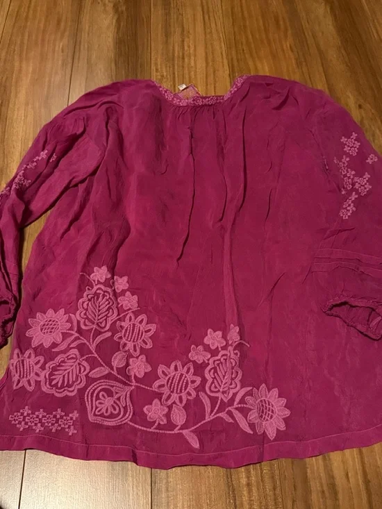 Johnny Was Women's Magenta Floral Embroidered Peasant Top - Picture 3 of 3